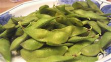 試し採りした枝豆を食す 