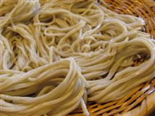 戸隠「うずら家」大盛ざるそば　1,000円