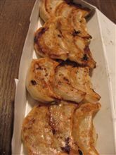 今日のディナーは、「餃子の王将」焼餃子2人前