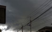 積乱雲の下