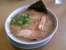 丸源ラーメン(こってりとんこつ白ラーメン) 丸源ラーメン(こってりとんこつ白ラーメン)