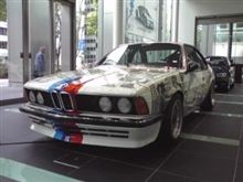 八重洲BMWグループショウルームに635csiが