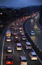 渋滞って何で起こるの？