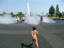 【水遊び】に・・・。