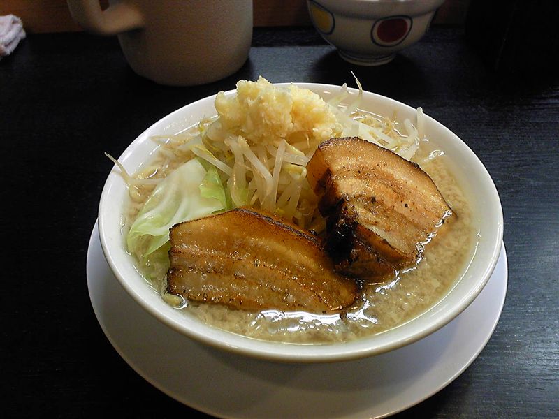 まるぎん二号 岡崎市 ぶみのブログ リアルーフアディショナルスポイラー みんカラ