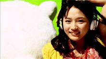 ａｕのコマーシャル「ＬＩＳＭＯ　ＦＥＳ！」編の川口春菜ちゃん 