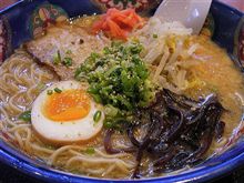 朝からラーメンをすする「朝ラー」が人気