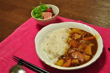 今日の夕食はカレーライス♪