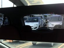 ルームミラーをふと見たら・・・