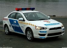 ハンガリー警察 ミツビシ ランサー の パトカー を 導入 ・・・・