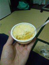 食後の…
