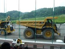 キャタピラーの建機を見てきました キャタピラーの建機を見てきました