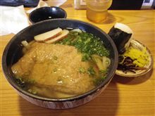 本日の昼食と夕食ですわ!!…あなたは何を…!?