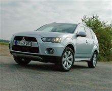 Mitsubishi Outlander Aktionsmodelle “ Edition ” : Deutschland ・・・・ Mitsubishi Outlander Aktionsmodelle “ Edition ” : Deutschland ・・・・