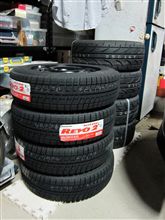 スタッドレスが届く…。（非コルト）