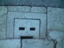 どう見ても…。