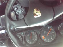 おめ〜に運転んのかー？？
