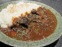 今日のランチは、「神戸牛　味鉄」神戸牛のハヤシライス