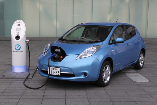 リーフの給油口 じゃなくて充電口の位置 すて るび夫のブログ Autech Stories みんカラ