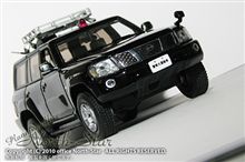 “敏鼻捜査官”は専用車でやってくる