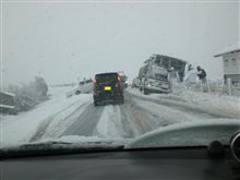 雪道は怖い(>_<) 雪道は怖い(>_<)