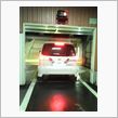 怪しい車両が・・・