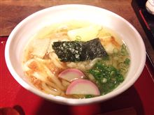 力うどんはやっぱりモチ入り・・・菖蒲庵