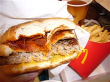 テキサスでマック食べてます。
