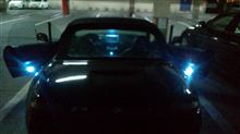 ドアにLEDライト装着！