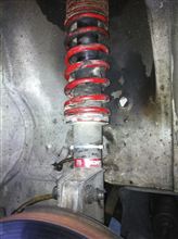 もう一度車高調の交換作業