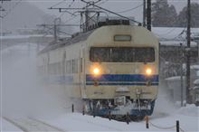 最後の力走を見せる419系