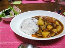 今日の夕食はビーフシチュー♪