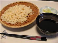 今日のランチは、石丸うどん せいろうどん