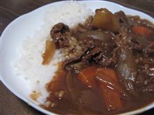今日のランチは、スマ僧手作りカレー