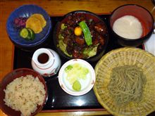甲府鳥もつ煮 甲府鳥もつ煮