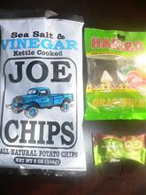 アメリカのポテトチップス・ドイツのグミ(American potetochips , Germeny Gumi)