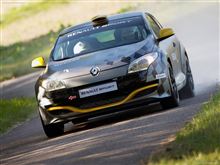 Renault Megane RS N4の壁紙