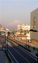 東海道線は終日運休です。