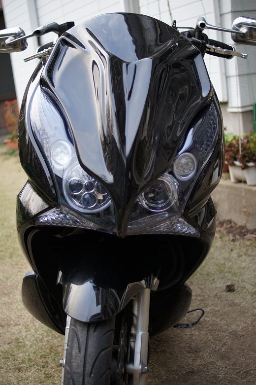 Pcx フロントマスク取り付け 紫川のブログ Pcxで釣りに行こうｗ みんカラ