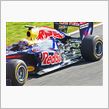 RB7のKERS＆可変リヤウイングをベッテルが解説