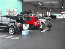 謎の移動販売車・・・笑 