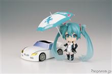 ここまでスーパーGTが痛車だらけになるとそれはそれであまり…