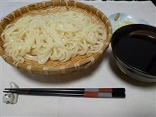 今日のランチは、「石丸うどん」ざるうどん