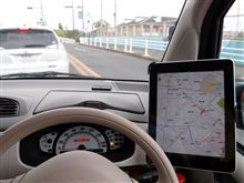 ナビはヘディングアップかつ縦長であるべき