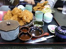 山盛りのとんかつ
