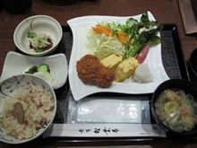 今日のランチは、「松葉屋」松茸クリームコロッケと松茸だし巻卵御膳 1,050円