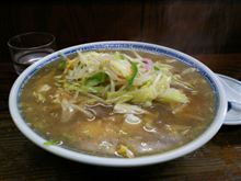 おばちゃんの指はラーメンの隠し味？