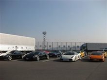 明日はフェラーリorランボルギーニ様たちとツーリング