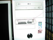本日は内蔵型のリーダライター購入