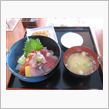 海鮮丼、アジフライ付き